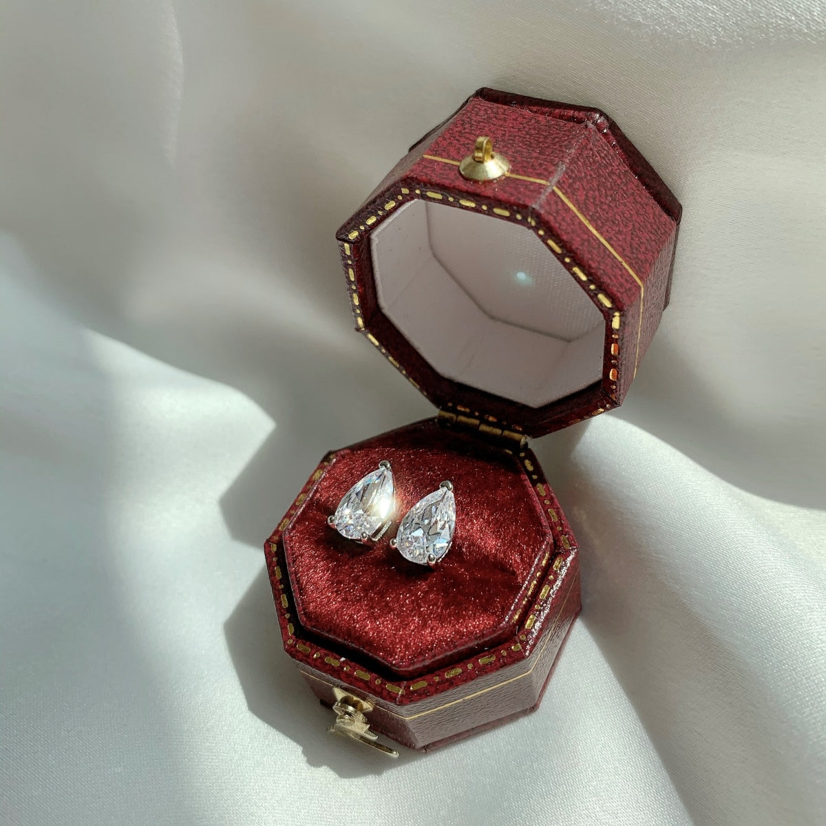 [AuraEcho]Ornate Water Drop Shape Earrings