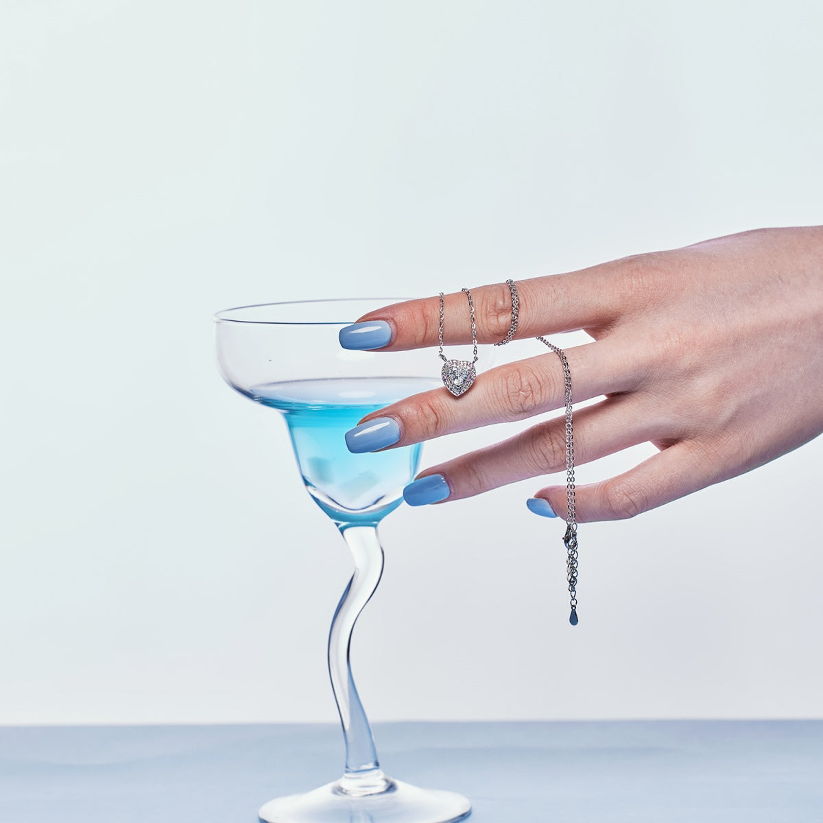 [AuraEcho]Exquisite Heart Shape Necklace