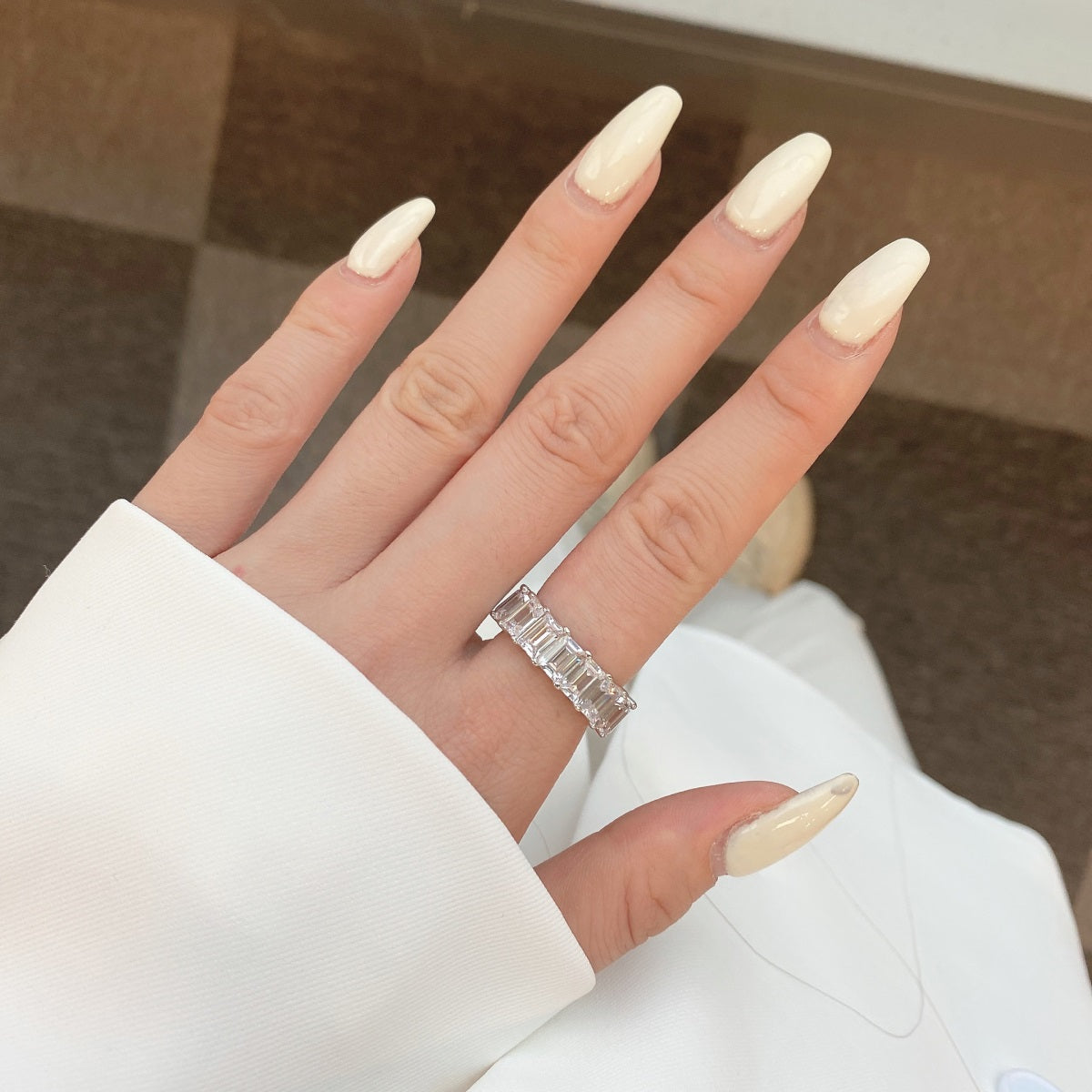 [AuraEcho]0.75 Carat Elegant Emerald Cut Tennis Ring